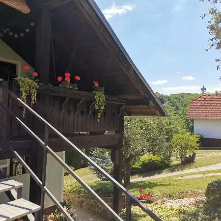 Apartma Med Vinogradi * Lendava